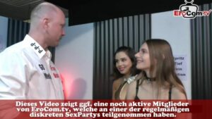 Doppelte Handpenetration in junger deutscher Vagina